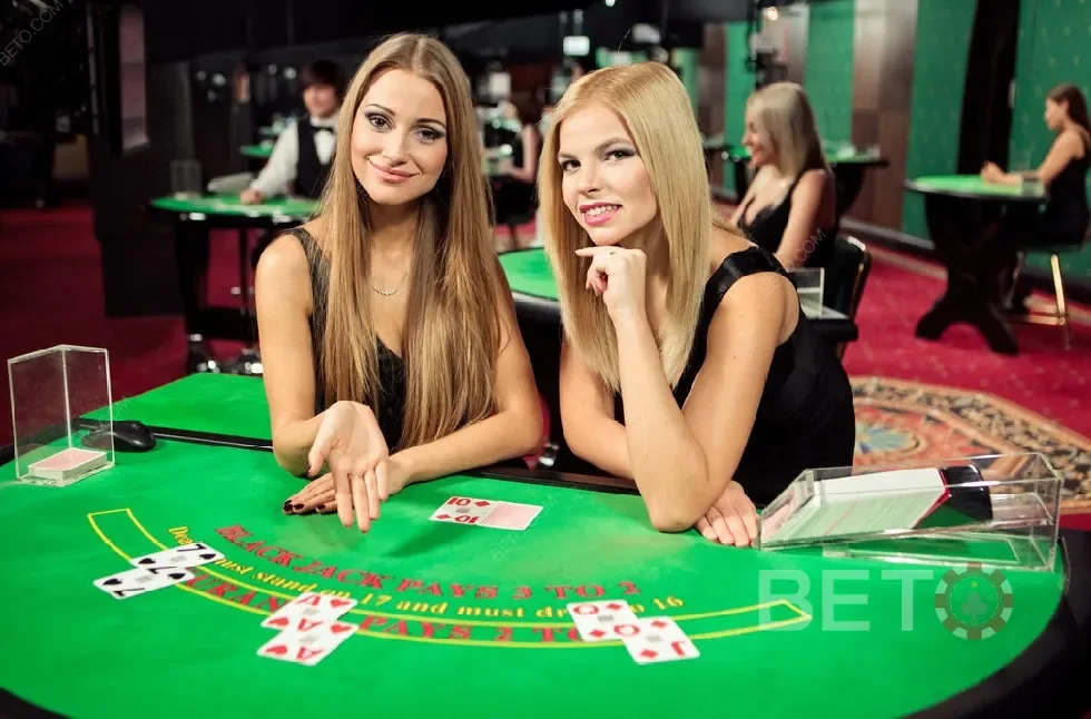 Tampilan dealer dan meja permainan live MPO500